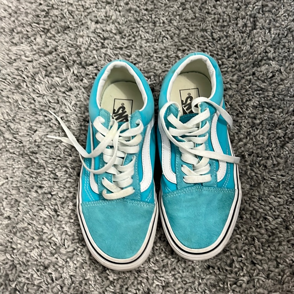 Low top vans size 7.5 in woman color blue